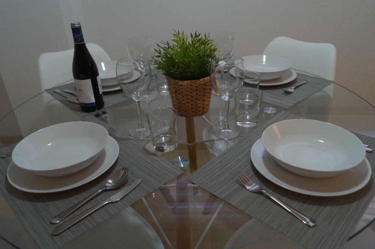 מאלגה Apartamento Plaza Alfonso XII מראה חיצוני תמונה