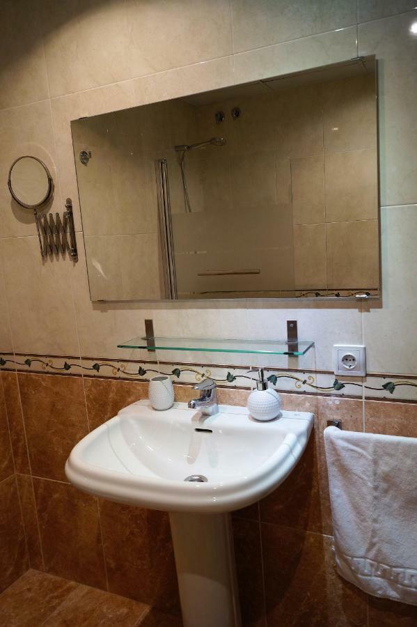 מאלגה Apartamento Plaza Alfonso XII מראה חיצוני תמונה